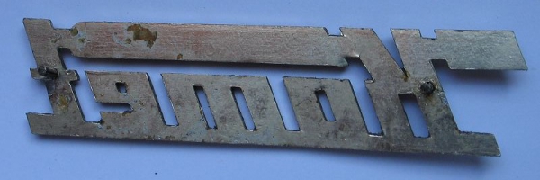 Schriftzug DDR Küchenmaschine Komet, KM3