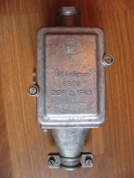 Abzweigdose, Übergangskasten, ÜK 4x6, 660 Volt, DDR, unbenutzt, #7