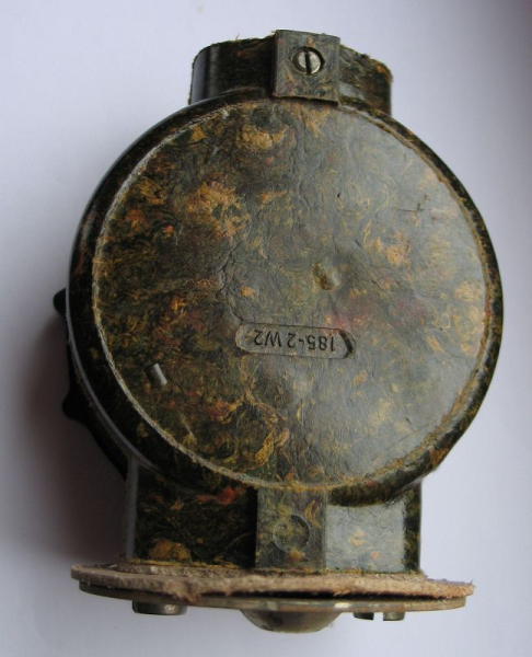 Hersteller VEB Leuchtenbau Döbeln