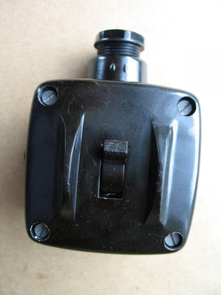 Lichtschalter aus DDR- Zeiten