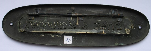 Briefe & Zeitungen, Briefschlitz aus Messingblech, um 1920, #4