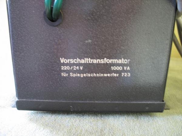 Vorschalttransformator für Spiegelscheinwerfer 723, Theater, DDR