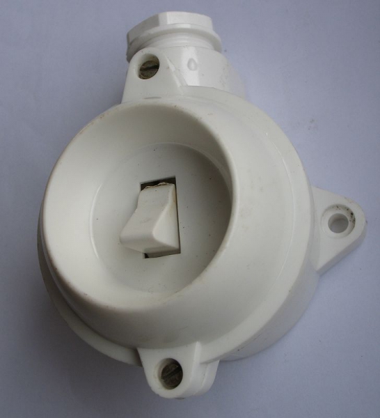 Ausschalter, Kippschalter, hell, rund, 60-er Jahre, Aufputz, #6*