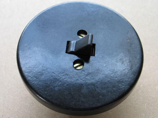 Wechselschalter Bakelit, rund, UP, schwarz, Kippschalter, unbenutzt, #83*