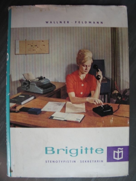 Optima-Schreibmaschinen, Progreß- Vervielfältigungsapparat, Rechenmaschine Triumphator, Mercedes Rechenmaschine, RFI- Blattschreiber, ASB Uni- Signalgerät, Diktiergerät Diktina
