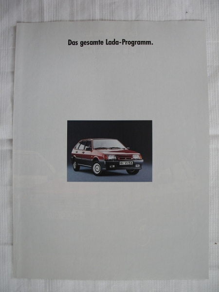 Das gesamte LADA- Programm, um 1990, Samara, top, FUN (Cabrio), Nova, NIVA
