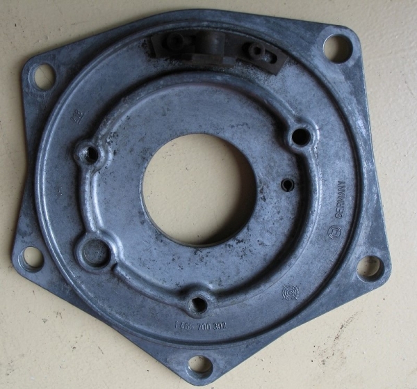 Halterung Einspritzpumpe, Ford Transit Diesel 2,4, 1465700302