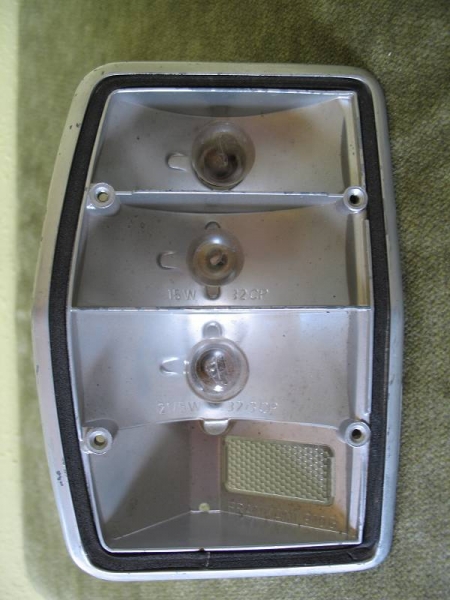 Rückleuchte, Heckleuchte, Ford Taunus MK1, links, Träger