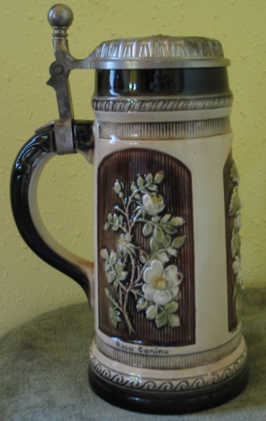 Bierkrug,  Krug mit Deckel, Sitzendorf, DDR