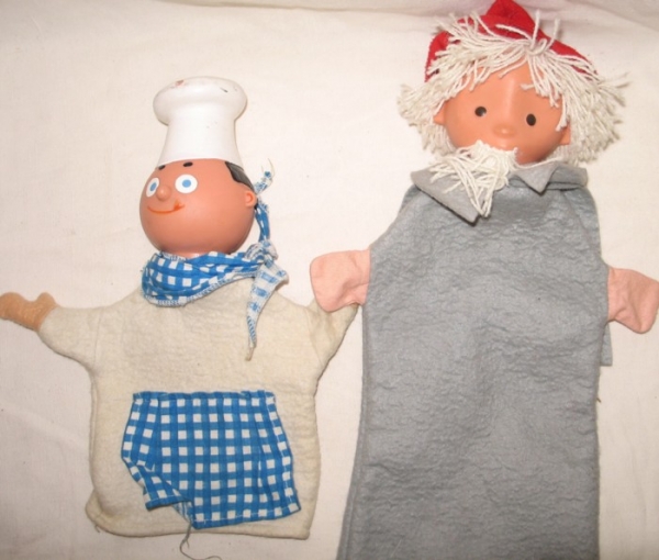 2 Handspielpuppen DDR, Sandmännchen und Koch