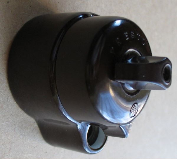 Wechselschalter, Drehschalter,  PRESTO, dunkel, 20-er Jahre, unbenutzt, #94